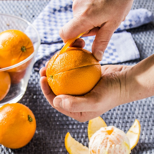 TESCOMA Presto pomarańczowa - obieraczka / obierak do pomarańczy