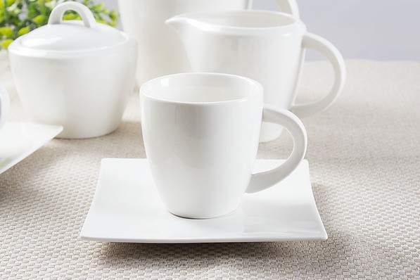 Serwis kawowy porcelanowy DUO WHITE BIAŁY na 6 osób (21 el.)
