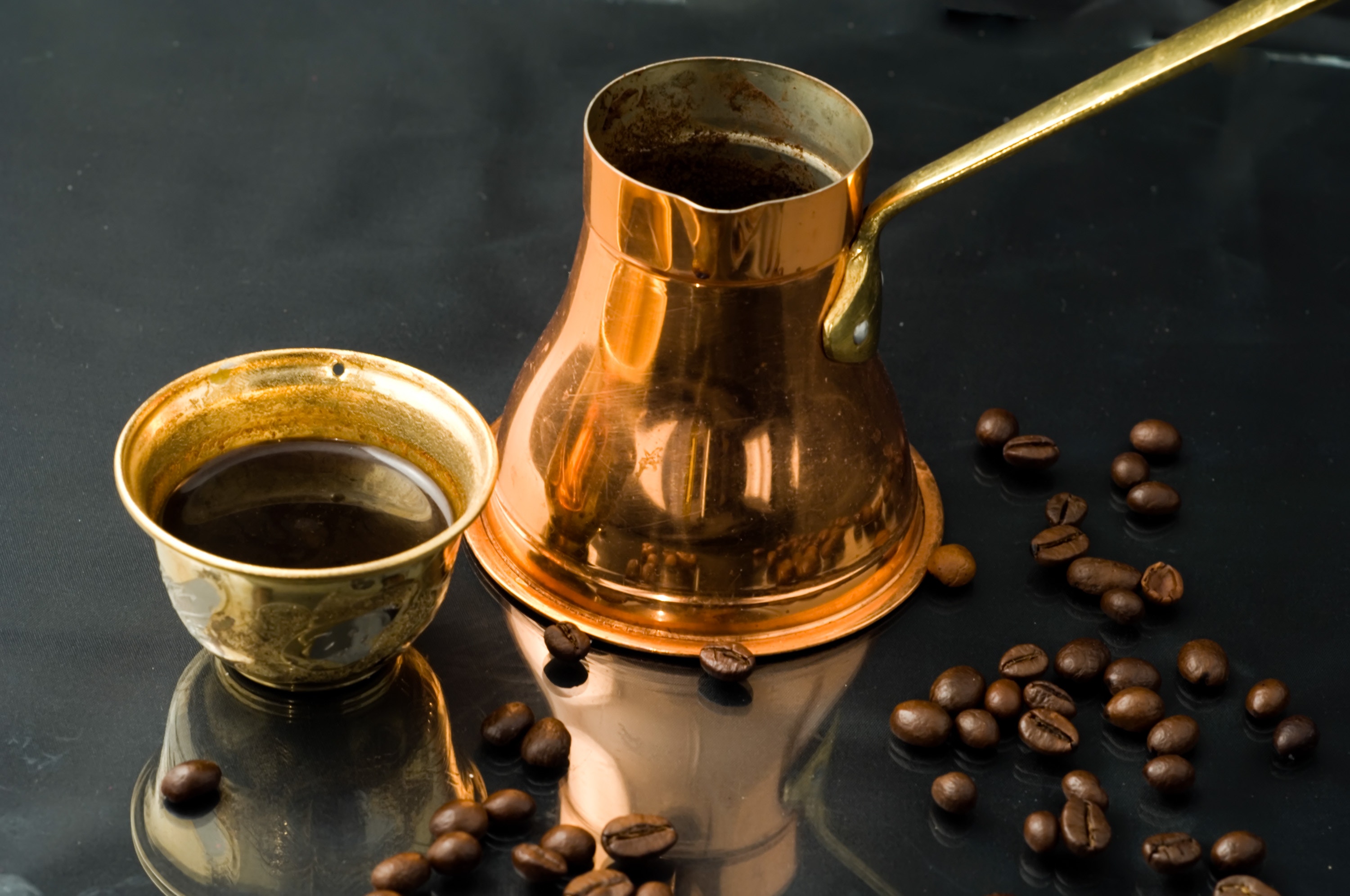 Jak parzyć idealną kawę po turecku? Instrukcja krok po kroku | Garneczki.pl  - blog
