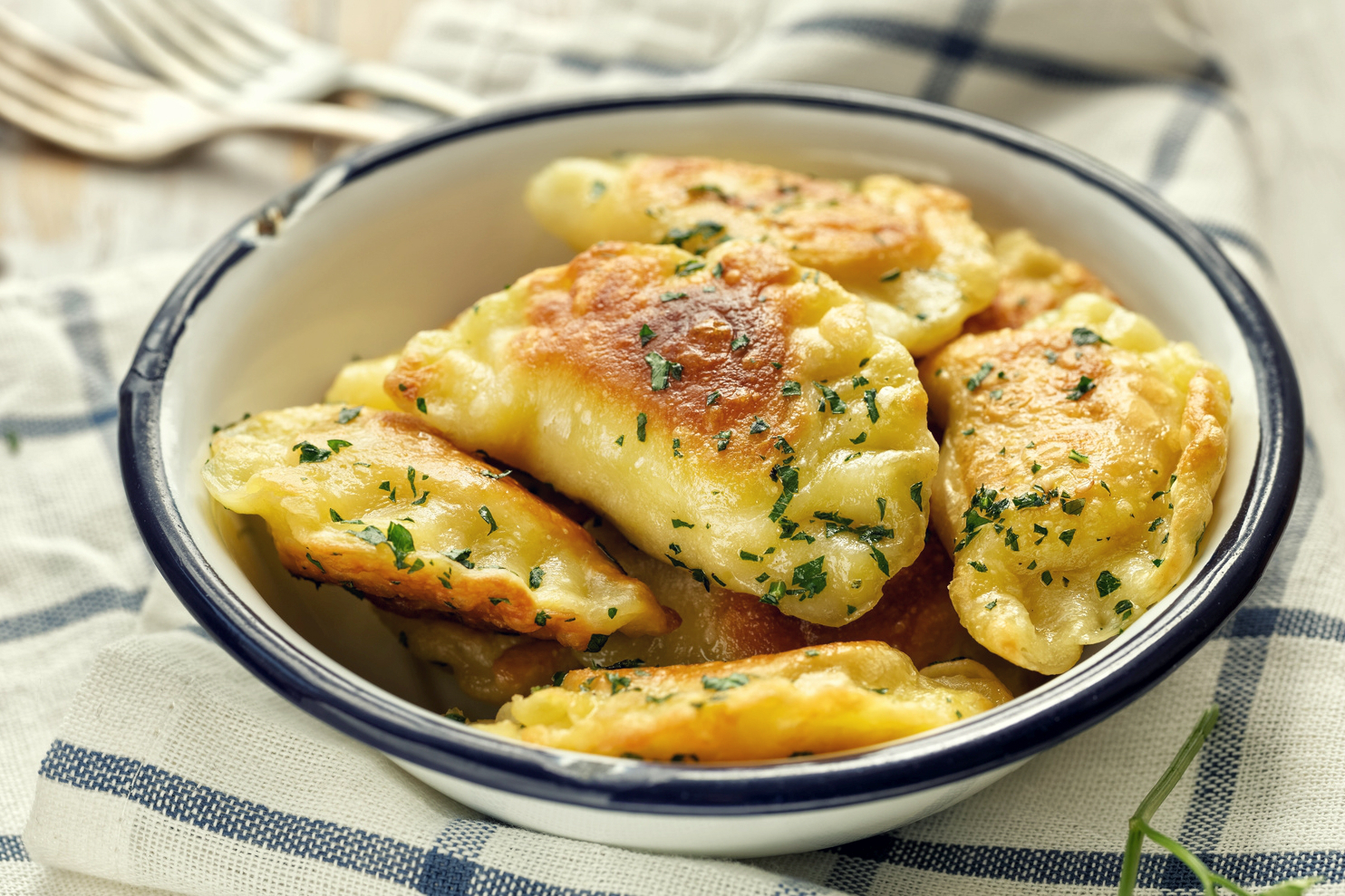 Jak zrobić domowe pierogi? Garść porad Garneczki.pl blog