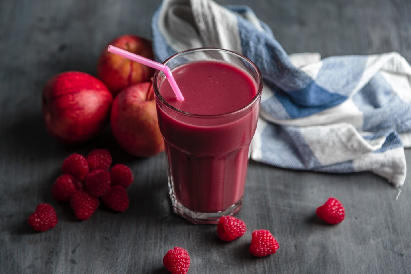 Zdrowe i smaczne smoothie – 4 sprawdzone przepisy na smoothie owocowe i nie tylko!