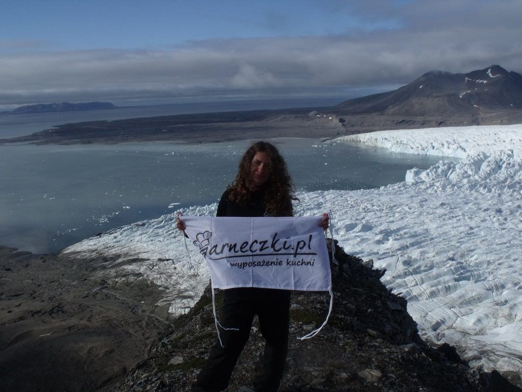 Flaga Garneczków na Spitsbergen