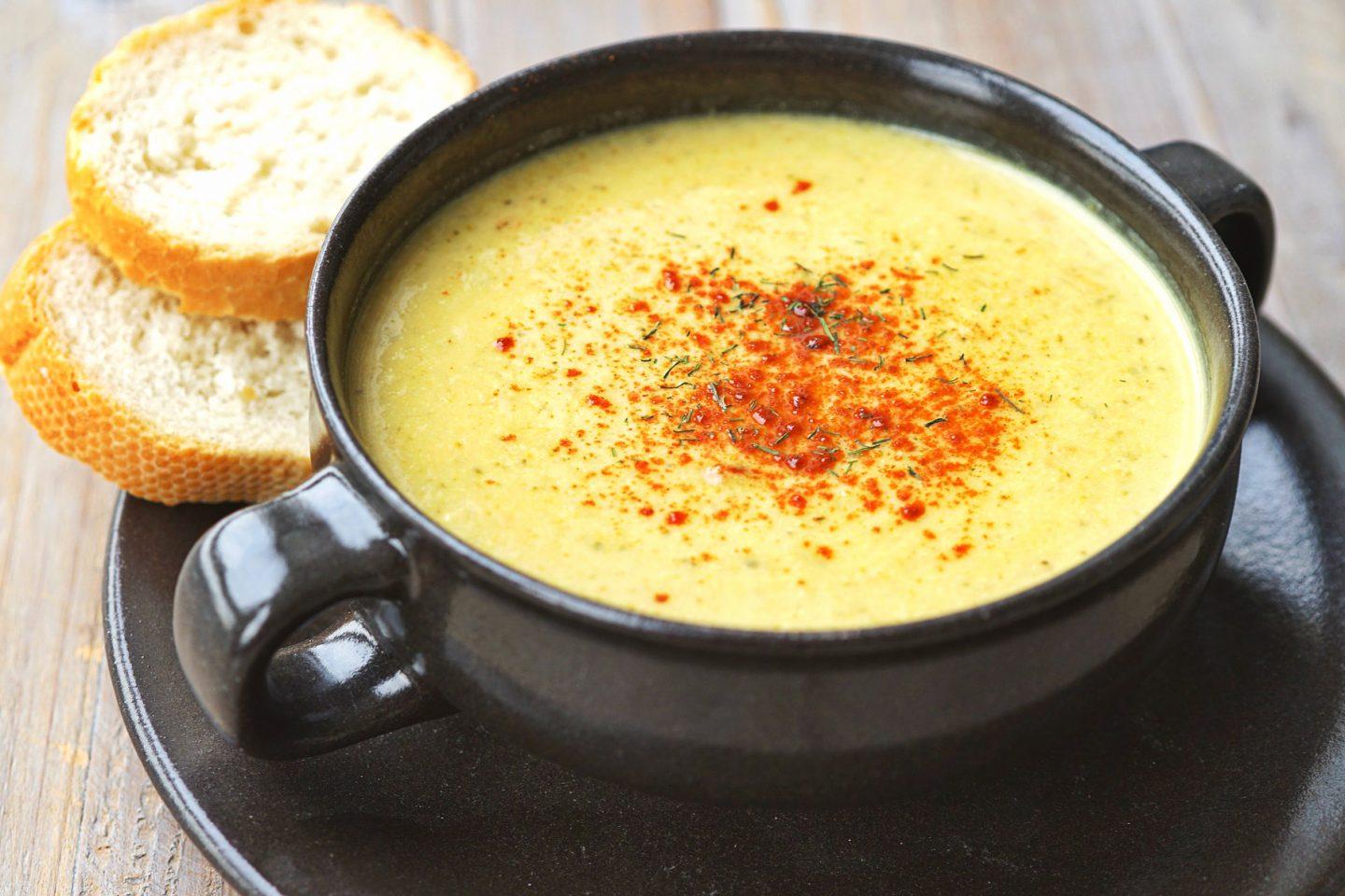 Zupa serowa krem z serków topionych – prosty przepis