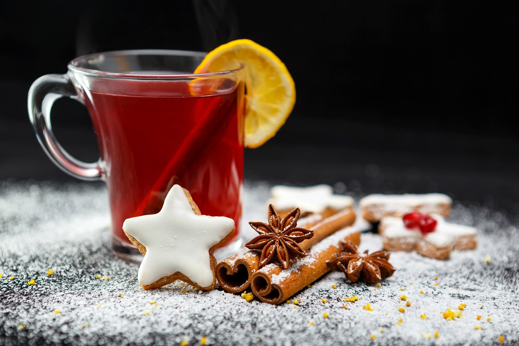 Herbata świąteczna z imbirem, pomarańczą i cynamonem - przepis
