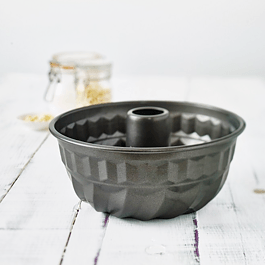 Forma do babki z tuleją metalowa BIRKMANN EASY BAKING CZARNA 2,7 l