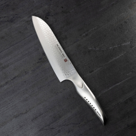 GLOBAL Sai 19 cm - nóż Santoku ze stali nierdzewnej
