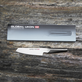 GLOBAL Ukon 14 cm - japoński nóż do warzyw i owoców ze stali nierdzewnej