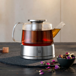 ZWILLING Sorrento 0,8 l - dzbanek do herbaty szklany z zaparzaczem i podgrzewaczem