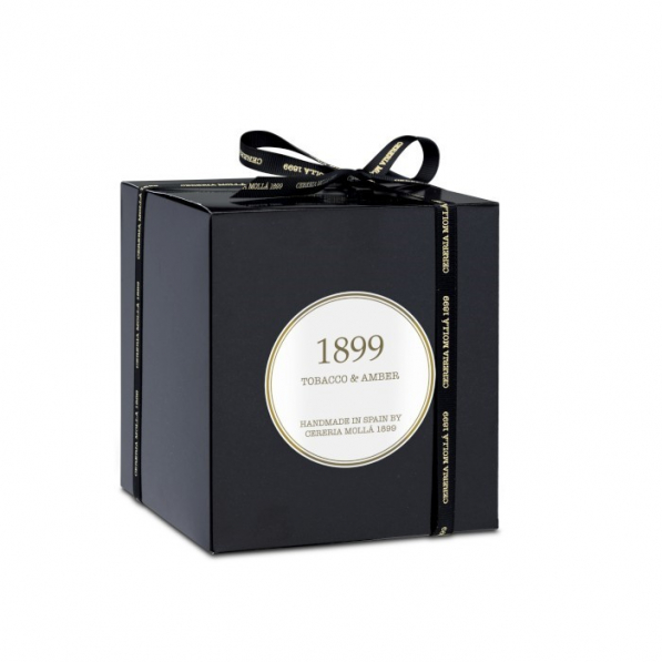 Świeca zapachowa sojowa w słoiku CERERIA MOLLA GOLD EDITION TOBACCO AND AMBER 600 g