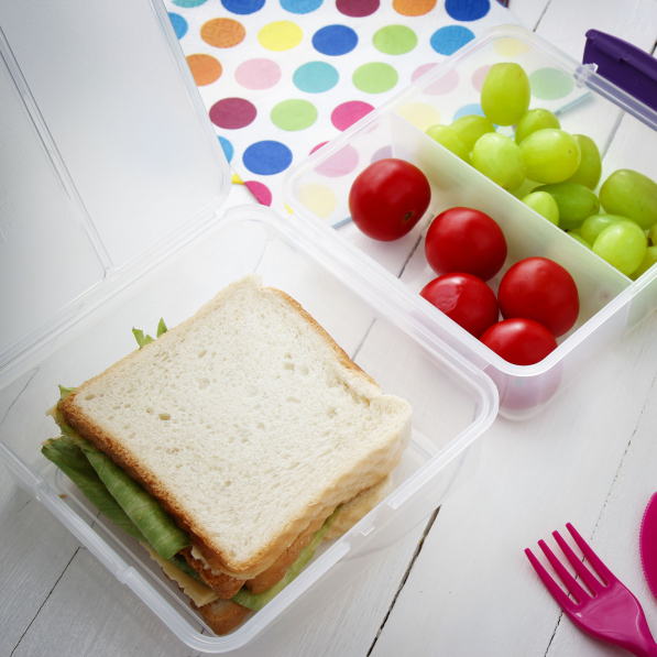 SISTEMA To Go Lunch Cube 1,4 l fioletowy - lunch box / śniadaniówka trzykomorowa plastikowa