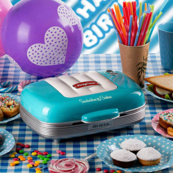 ARIETE Party Time 700 W 3w1 niebieski- toster / opiekacz do kanapek elektryczny z wkładami do dwóch rodzajów ciastek