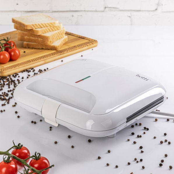 BOTTI Crispo 750 W biały - toster / opiekacz do kanapek elektryczny plastikowy