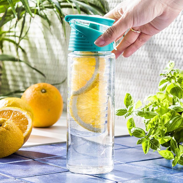 Butelka na wodę i napoje plastikowa z wkładem na owoce EXCELLENT HOUSEWARE FRUIT MIĘTOWA 650 ml
