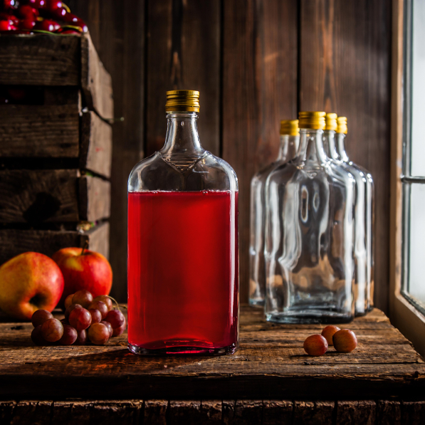 Butelki na nalewkę i sok płaska szklane z nakrętkami 0,5 l 5 szt.