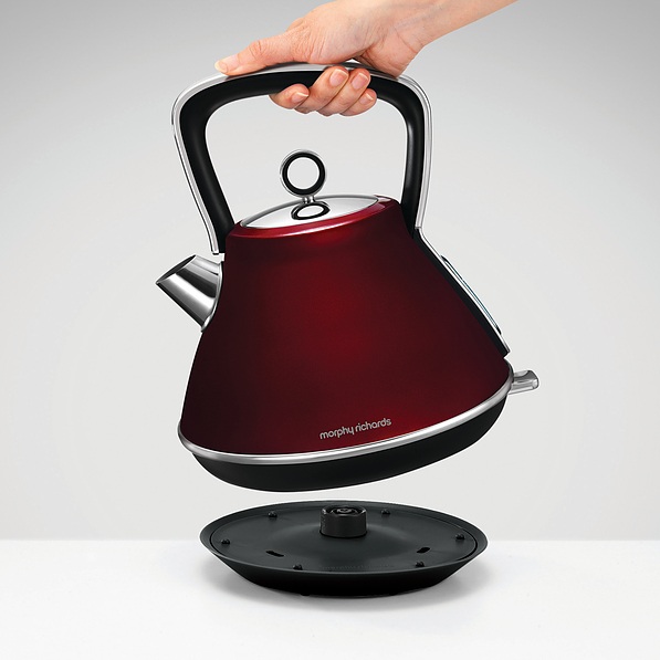 MORPHY RICHARDS Evoke Pyramid 1,5 l czerwony - czajnik elektryczny stalowy