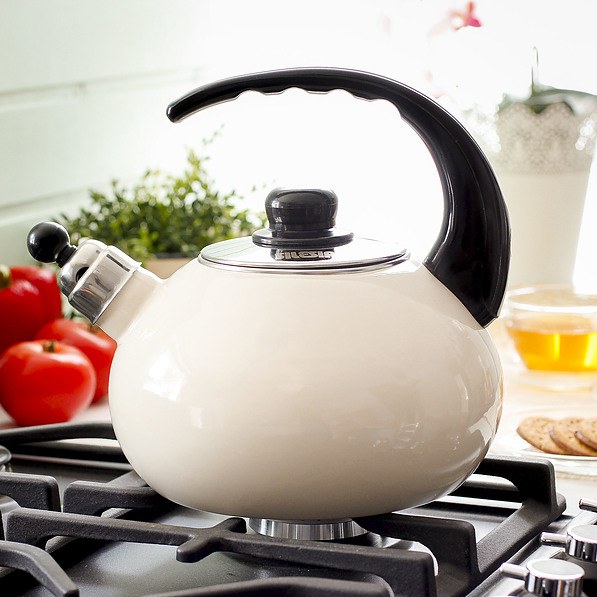 Czajnik emaliowany z gwizdkiem 2,5 l