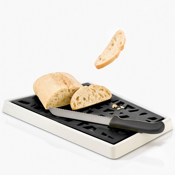 KOZIOL Matrix szara 39,7 x 27 cm - deska do krojenia chleba i pieczywa plastikowa