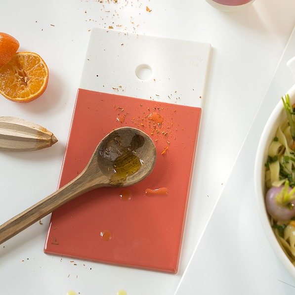 REVOL Color Lab 24,5 x 13 cm pomarańczowa – deska do serwowania serów i przekąsek porcelanowa