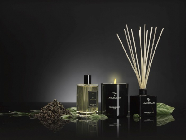 Patyczki zapachowe z dyfuzorem CERERIA MOLLA BOUTIQUE TEA AND LEMONGRASS 100 ml