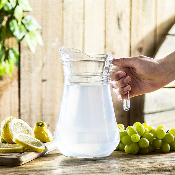 Dzbanek do wody i napojów szklany CREMA 1,3 l