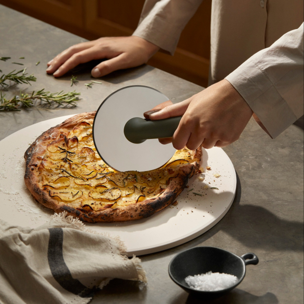 EVA SOLO Green Tool 17 cm - nóż do krojenia pizzy ze stali nierdzewnej