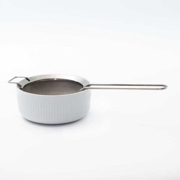 EVA TRIO 16 cm - sitko kuchenne ze stali nierdzewnej