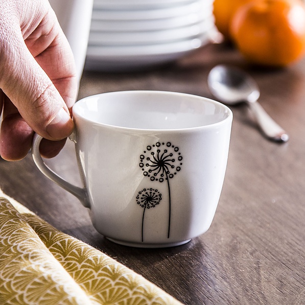 Filiżanka do kawy i herbaty porcelanowa VERSO BIAŁA 180 ml
