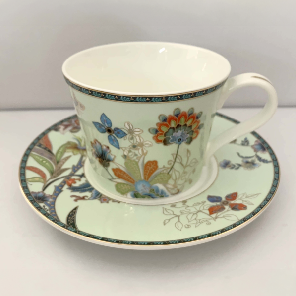 Filiżanka do kawy i herbaty porcelanowa ze spodkiem 230 ml