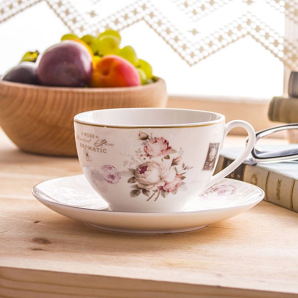 Filiżanka do kawy i herbaty porcelanowa ze spodkiem DUO SECESJA BIAŁA 250 ml