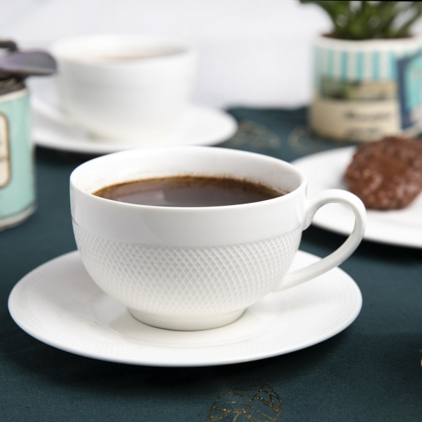 Filiżanka do kawy i herbaty porcelanowa ze spodkiem FLORINA CORTINA BIAŁA 220 ml