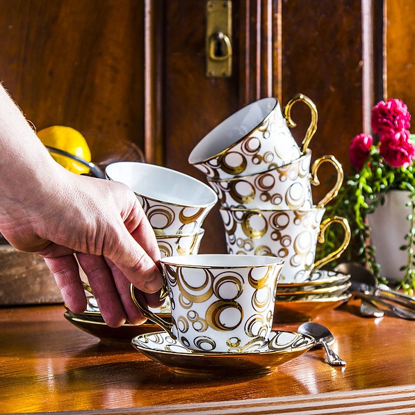Filiżanki do kawy i herbaty ceramiczne ze spodkami KÓŁKA ZŁOTE 250 ml 6 szt. 