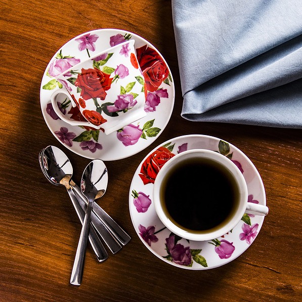 Filiżanki do kawy i herbaty ceramiczne ze spodkami MARIA ROSA BIAŁE 220 ml 6 szt. 