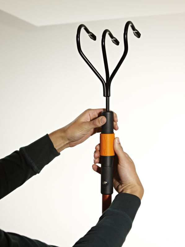 FISKARS QuikFit Cultivator czarny - kultywator stalowy