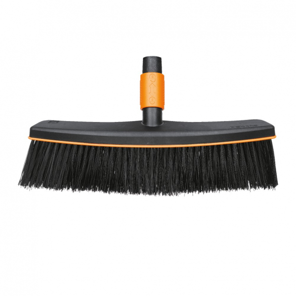 FISKARS QuikFit Patio Broom czarna - szczotka do zamiatania podjazdu