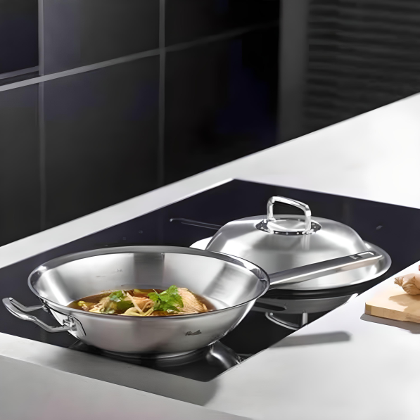 FISSLER Original Profi Collection 2.0 30 cm - patelnia / wok ze stali nierdzewnej z pokrywką