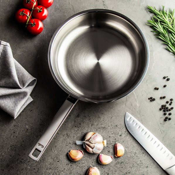 FISSLER Original Profi Collection Stielpfanne 24 cm - patelnia ze stali nierdzewnej