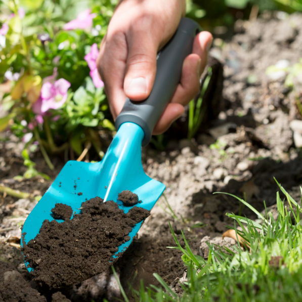 GARDENA Garden Tools M - łopatka ogrodowa stalowa