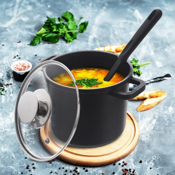 Garnek aluminiowy z pokrywką GRANDE 2,2 l