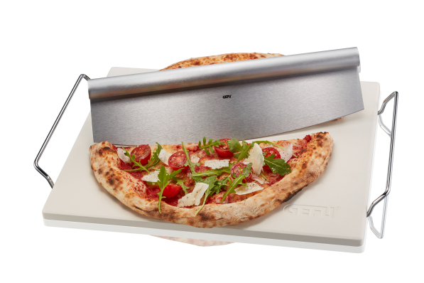 GEFU Darioso 38 x 30 cm - kamień do pizzy ceramiczny ze stojakiem i nożem