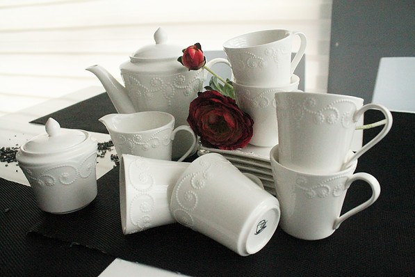 Serwis kawowy porcelanowy DUO ING BIAŁY na 6 osób (15 el.)