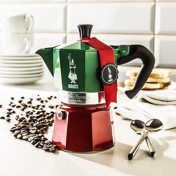 BIALETTI Moka Express Italia na 3 filiżanki espresso (3 tz) czerwono-zielona - kawiarka aluminiowa ciśnieniowa