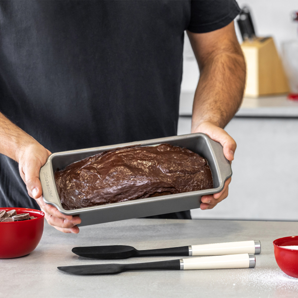 KITCHENAID Almond Cream 2 el. - łyżka kuchenna z łopatką silikonowe