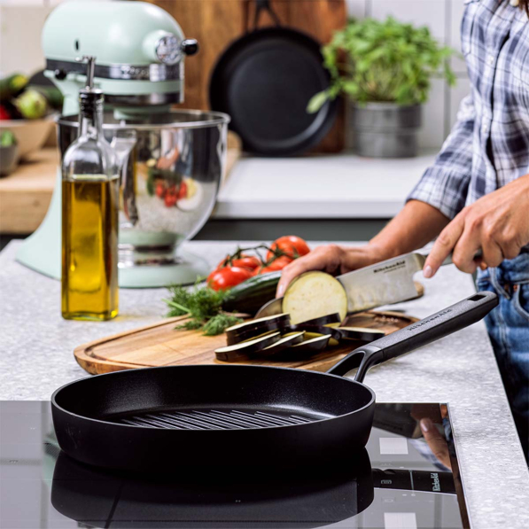 KITCHENAID Classic Forged Aluminium 28 cm - patelnia grillowa ceramiczna nieprzywierająca