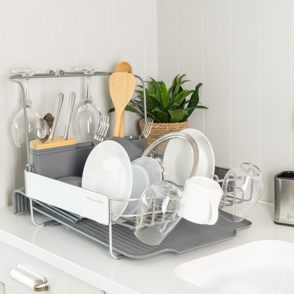 KITCHENAID Universal 52 x 38,5 cm - suszarka do naczyń rozsuwana ze stali nierdzewnej