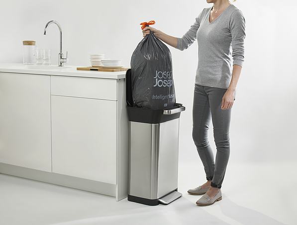 JOSEPH JOSEPH Intelligent Waste Titan srebrny 30 l (30030) - kosz na śmieci ze stali nierdzewnej