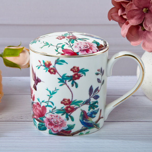 Kubek porcelanowy z zaparzaczem i pokrywką 360 ml