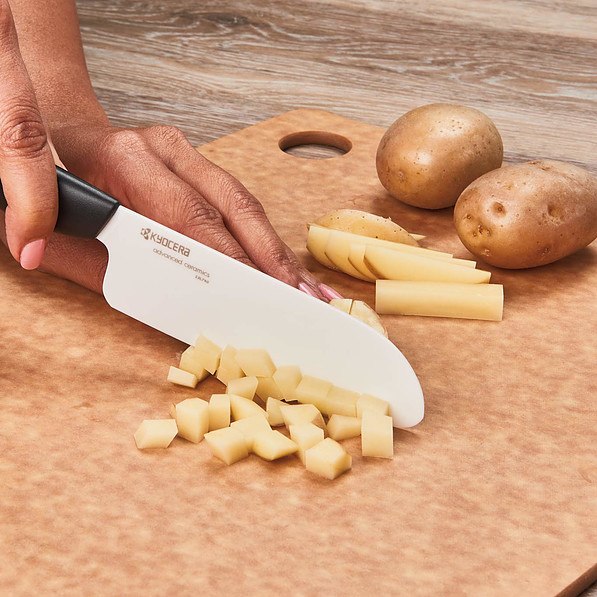 KYOCERA Gen Japao 14 cm biały - nóż japoński Santoku ceramiczny