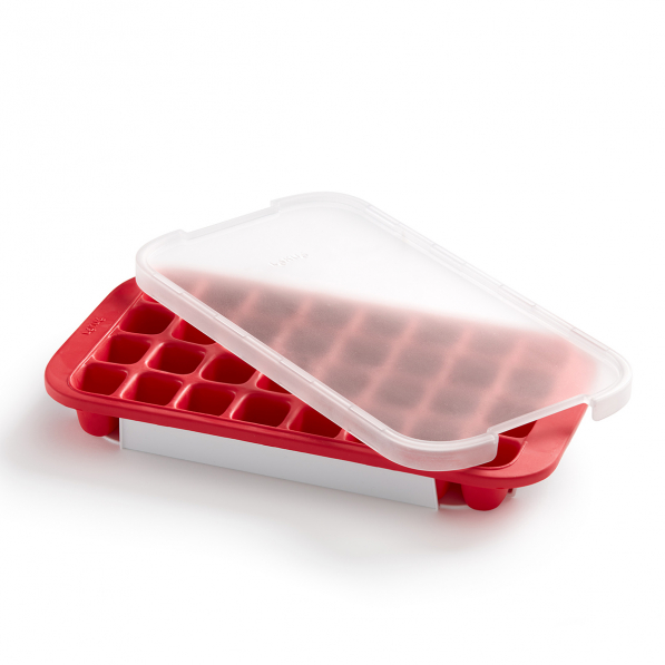 LEKUE Cube 18 x 34 cm czerwona - foremka do lodu silikonowa z pokrywką i tacką