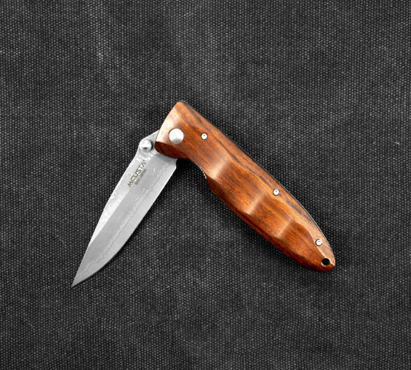 MCUSTA Classic Wave Iron Wood Damascus 8,5 cm - japoński nóż survivalovy składany ze stali damasceńskiej