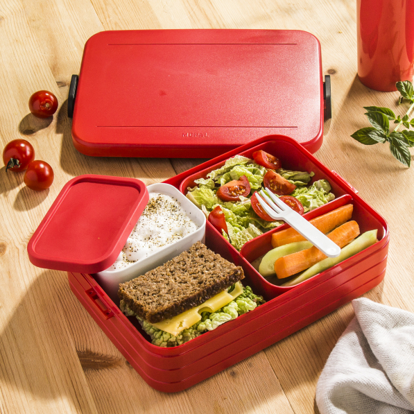 MEPAL Take a break 1,5 l czerwony - lunch box plastikowy z dwoma pojemnikami i widelcem 